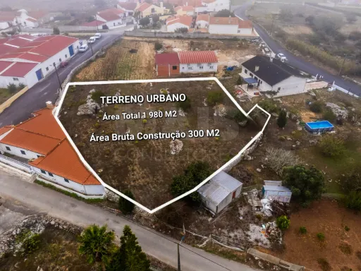 Urban land with 1980m2, House construction up to 300m2