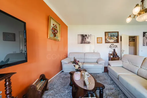 Villa with charm and privacy on a 1400m² plot