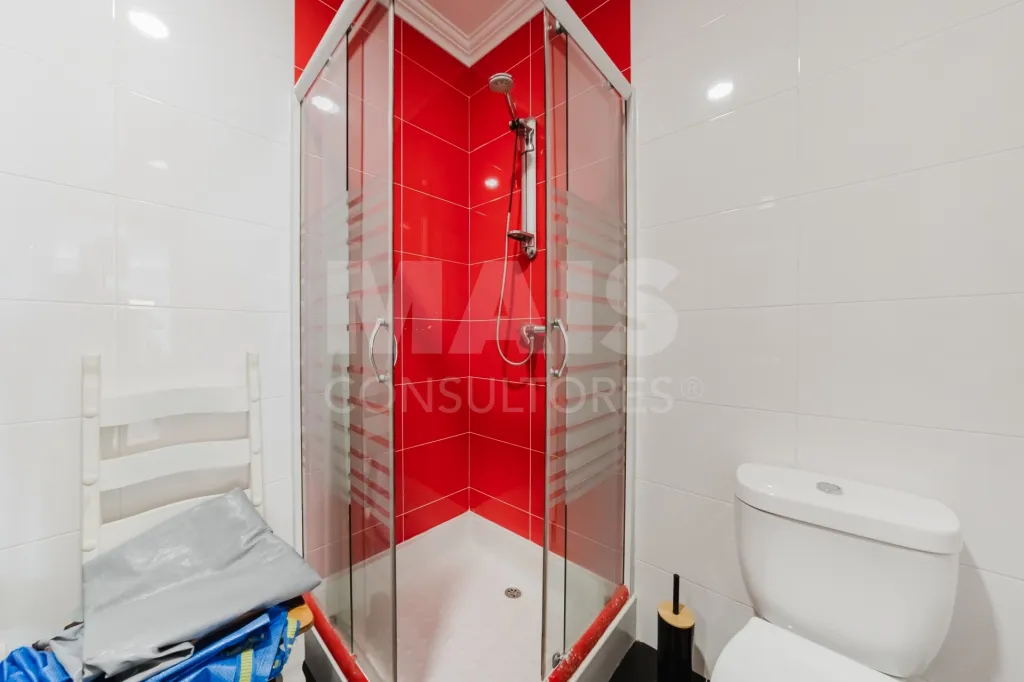 Investment property in downtown Peniche