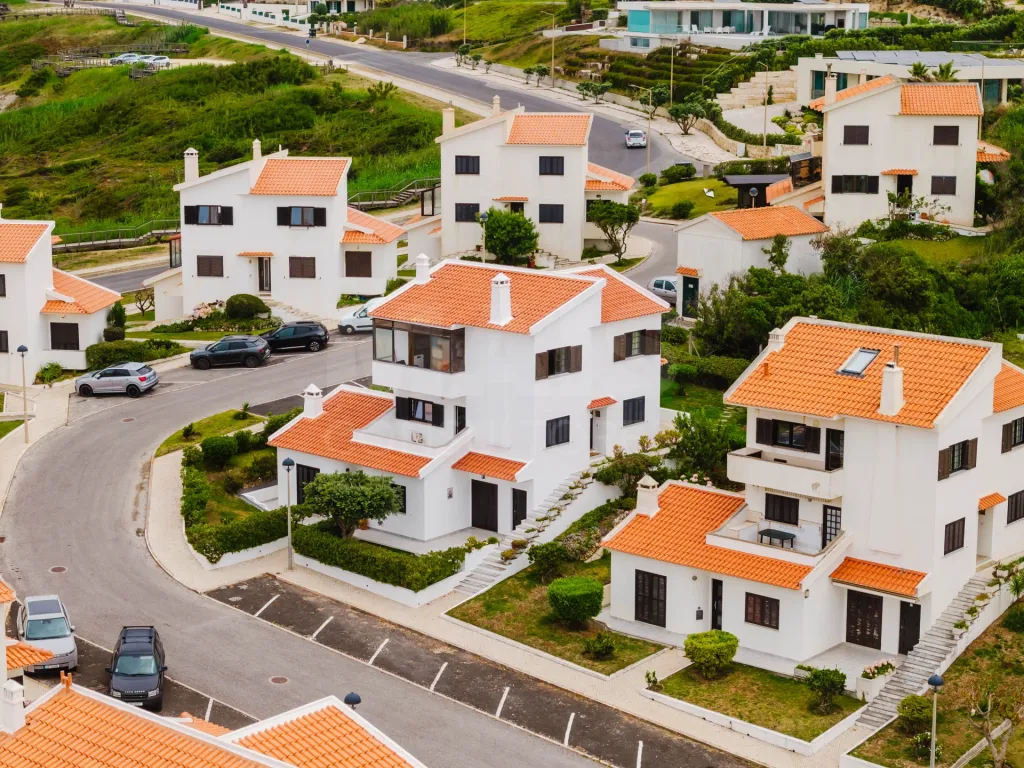 T2 Mobilado a Dois Passos da Praia com Vista Mar de Sonho