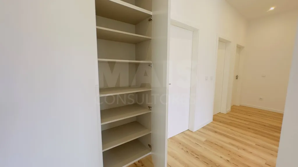 Fully Renovated 3-Bedroom Apartment | Downtown Lourinhã | Modernity, Comfort, and Elegance