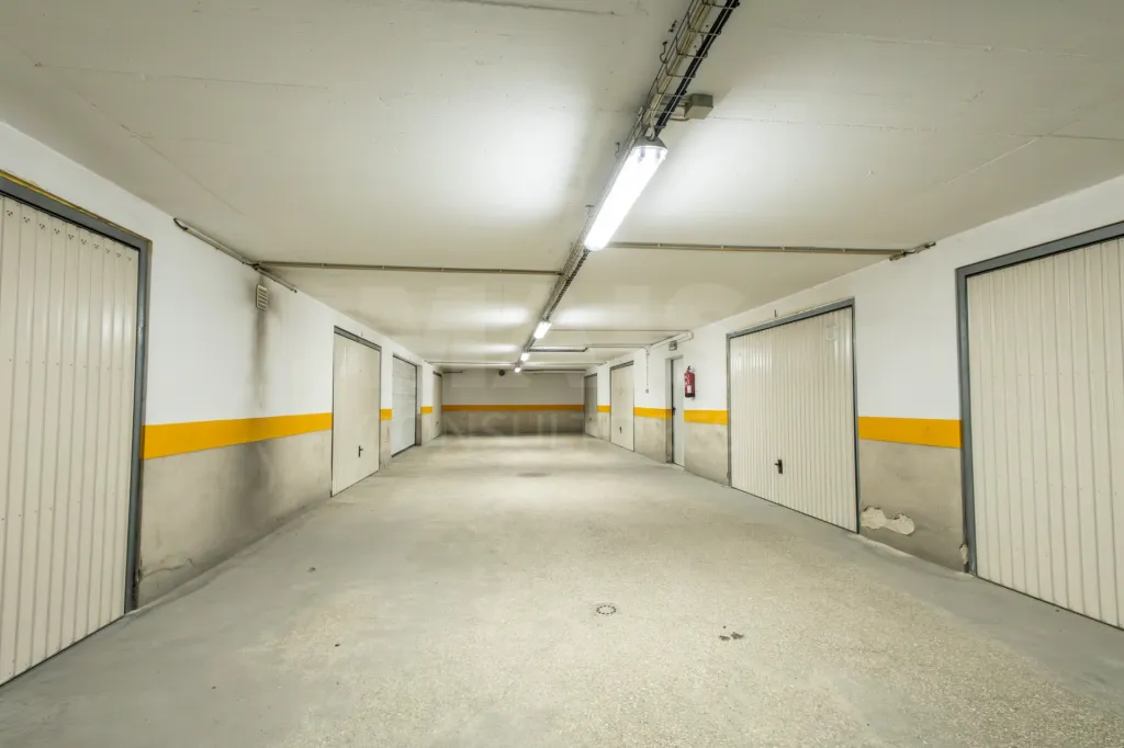 Apartamento T2 com garagem
