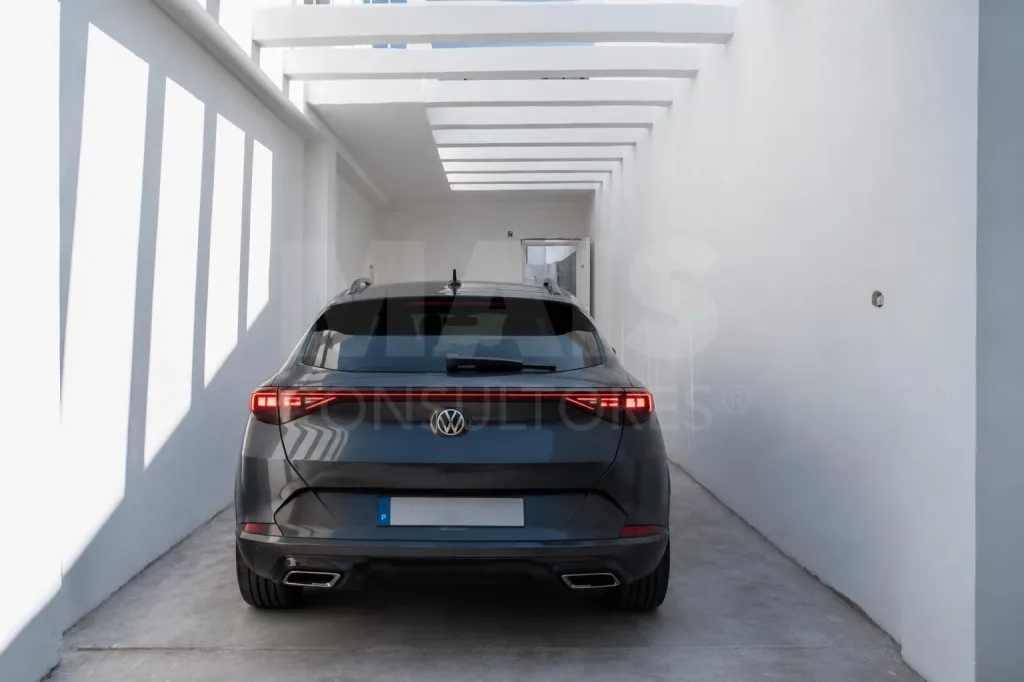 Moradia Térrea T3 com sótão aproveitado , estacionamento e espaço exterior