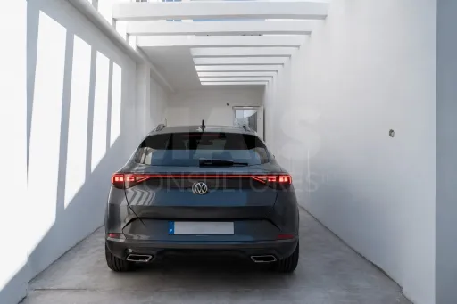 Moradia Térrea T3 com sótão aproveitado , estacionamento e espaço exterior