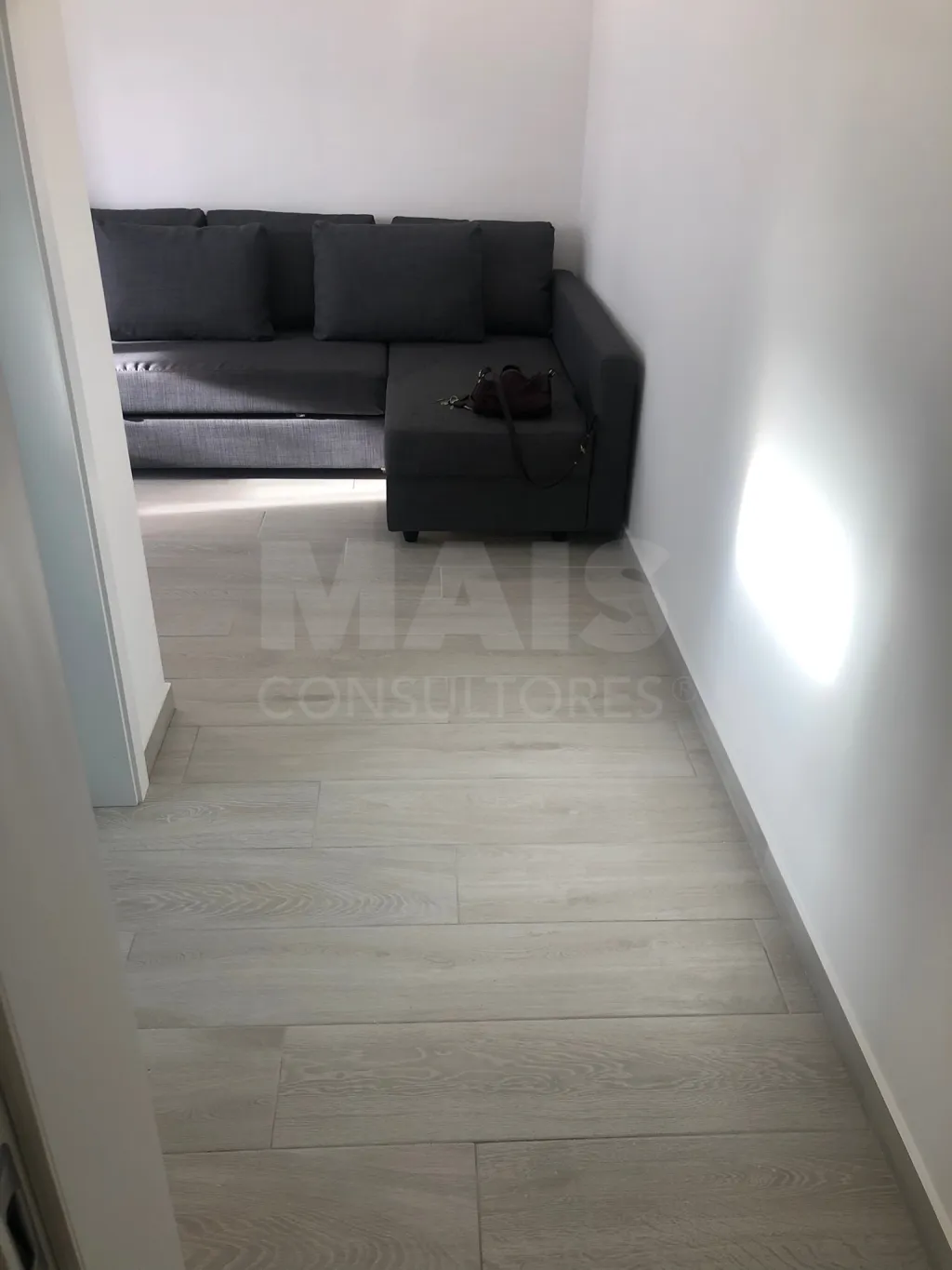Apartamento T1 Remodelado no Centro de Samora Correia