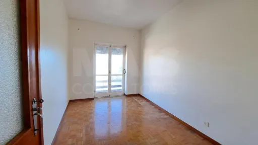 Prédio em Peniche | Investimento com rendimento e potencial de valorização