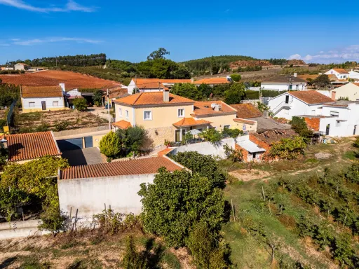 4 bedroom house with outdoor space, Sobrena, Cadaval