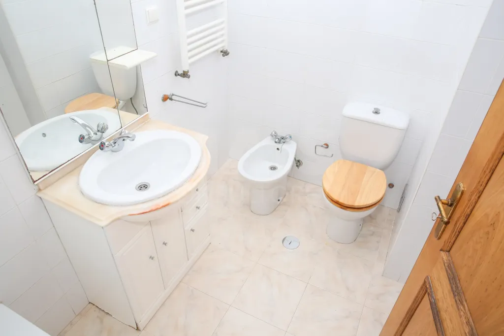 Amplitude e Conforto no Centro de Sobral de Monte Agraço Apartamento T2 Com Terraço