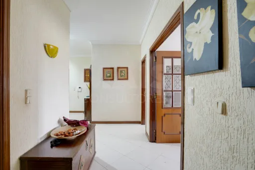 Apartamento T4  Massamá na Praceta Cesário Verde