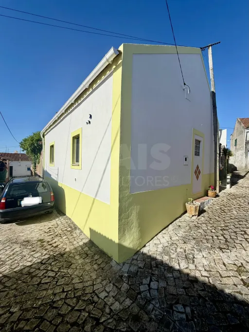 Moradia T1 + 1 a poucos minutos de Óbidos