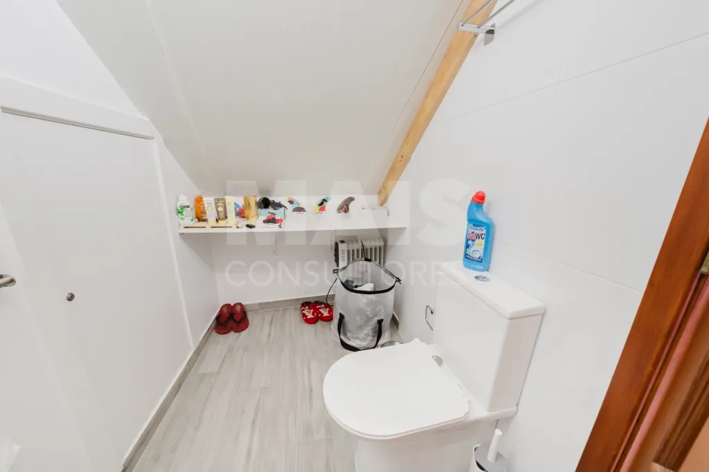Investment property in downtown Peniche