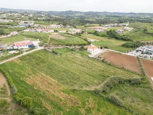 Terreno com PIP aprovado para 6 Moradias