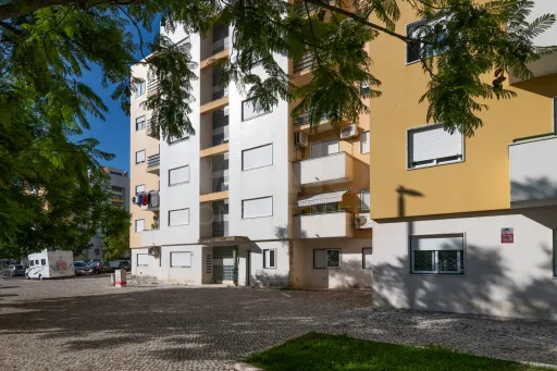 Apartamento T3 com Vista sobre o Rio Tejo