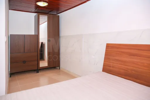 🏡 Moradia T1 com Terraço e Pátio