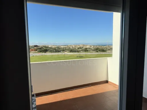 T2 na Primeira Linha do Mar do Baleal