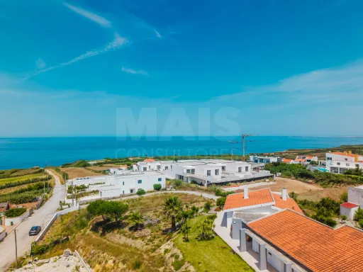 ROOFTOP PRIVATIVO com vista sobre o Atlântico | Moradia T3 com Piscina | COSTA DE PRATA