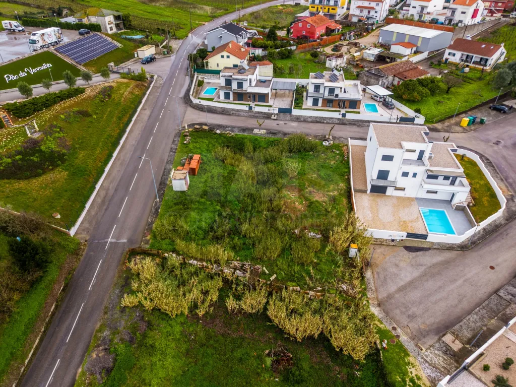 Moradia Térrea em Construção na Vermelha, Cadaval
