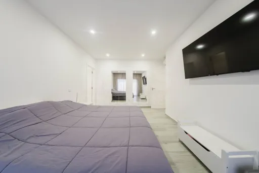 Moradia T3 Térrea Moderna em terreno c/ 2.610m2