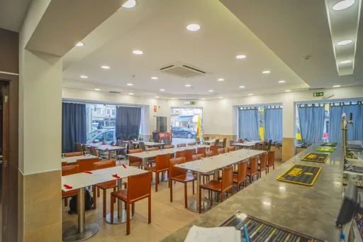 Trespasse de Emblemático Restaurante e Pastelaria no Coração de Vila Franca de Xira