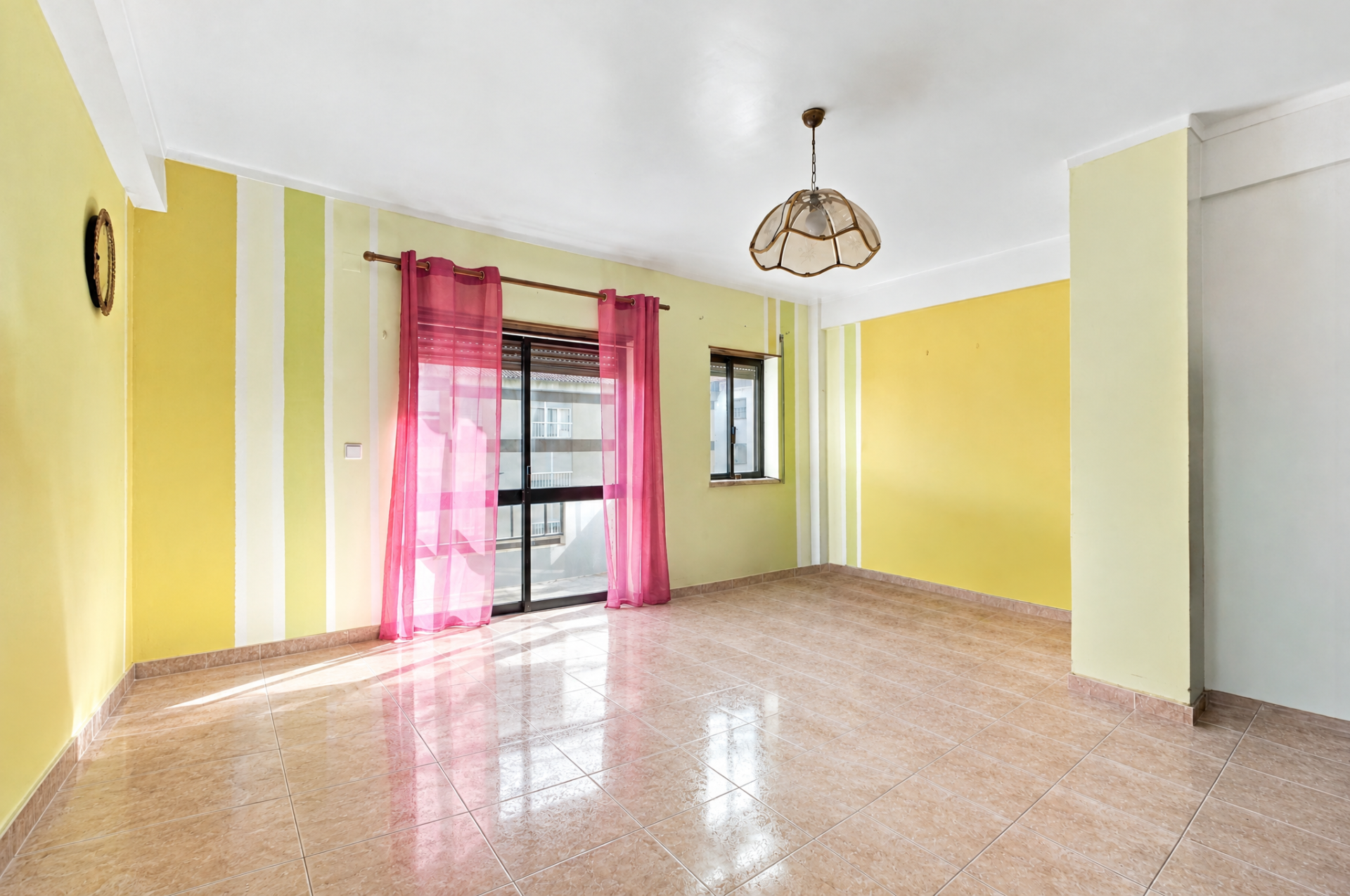 Apartamento T3 com suite e arrecadação em prédio com elevador