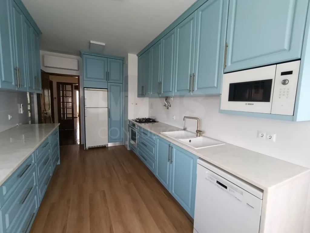 T3 renovado em São Domingos de Benfica