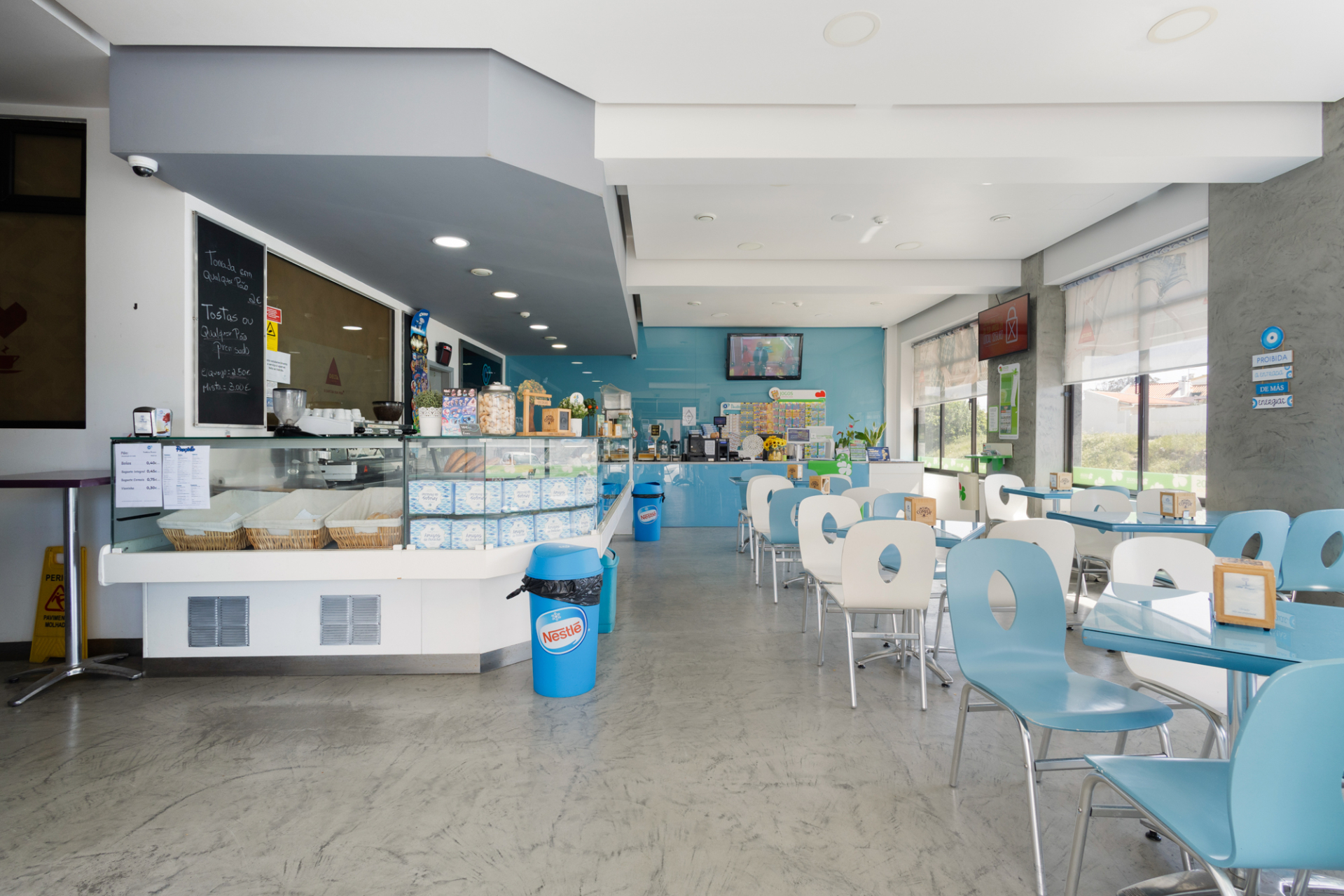 Trespasse de Espaço Comercial/ Pastelaria em Peniche