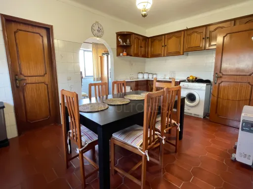 Moradia T4 em Alcabideche, Cascais – Conforto, Sustentabilidade e Espaço