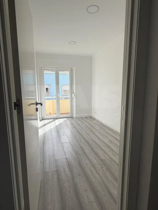 T2+1 remodelado no centro de Queluz |  Equipa Top+