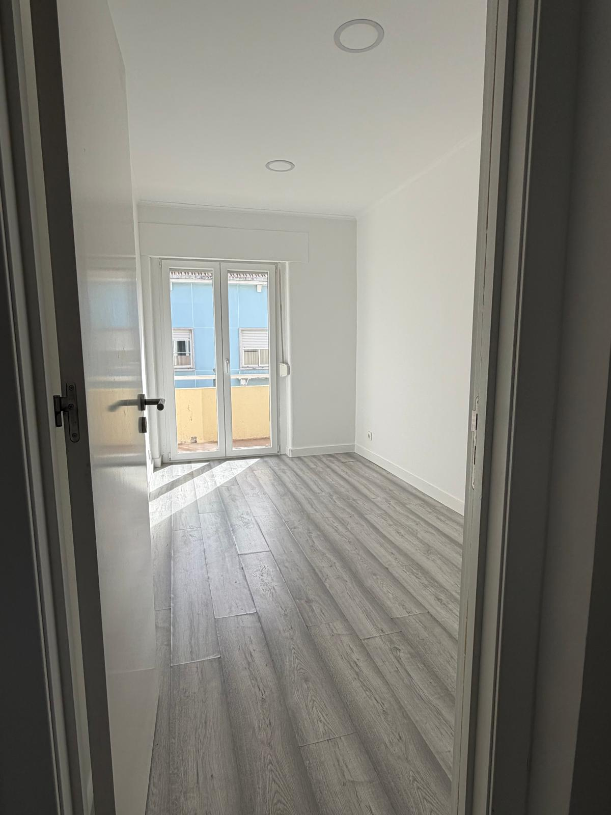 T2+1 remodelado no centro de Queluz |  Equipa Top+
