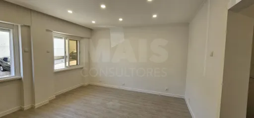 T2 Remodelado Damaia de Cima