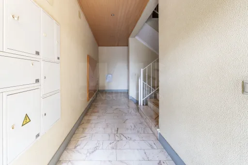 Apartamento T2 em Salvaterra de Magos com elevador, parqueamento e arrecadação