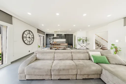 Moradia nova V4 em São João Da Talha