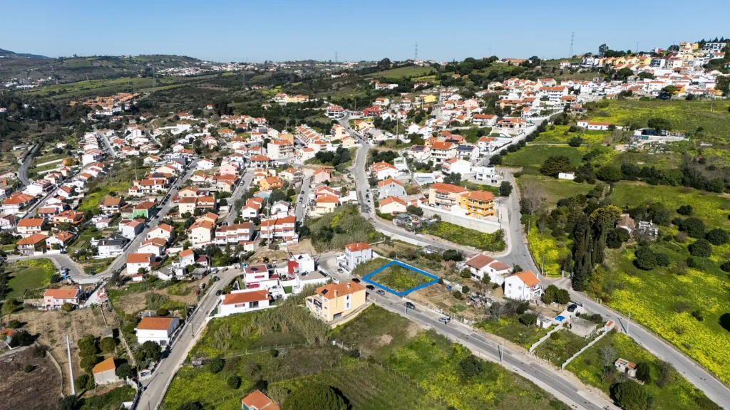 Terreno Urbano em Alhandra