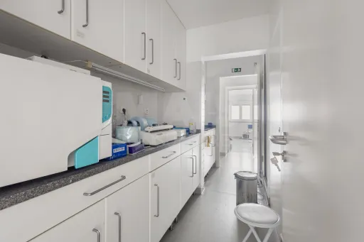 Oportunidade Única no Coração de Peniche — 124 m² com Potencial para Habitação
