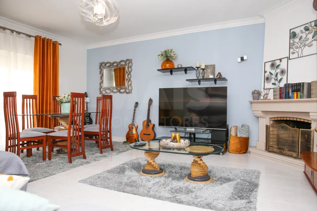 🏡T3 Luminoso e Pronto a Habitar em Monte Abraão