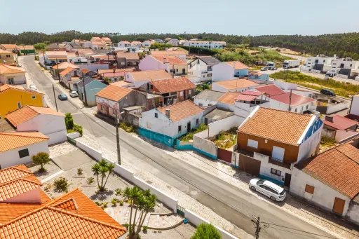 Moradia com Vista Mar nos Casais Mestre Mendo – Projeto de Arquitetura e Grande Potencial de Valorização