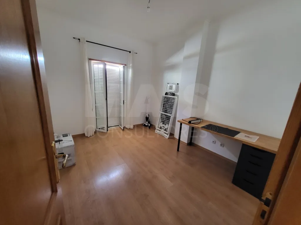 Apartamento T2 em Santiago do Cacém
