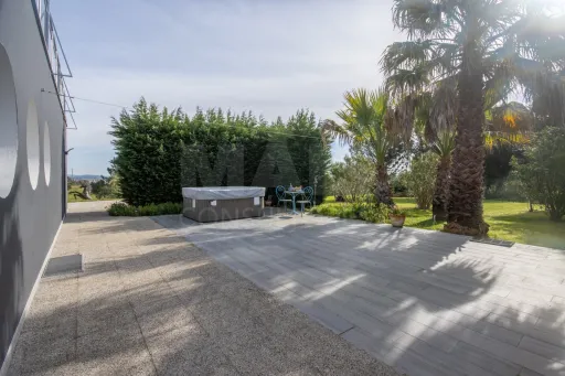 Moradia T4 de luxo no Barrocalvo, Carvalhal, Bombarral