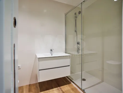 2-bedr. apartment in Nazaré w/ 2 parking spaces