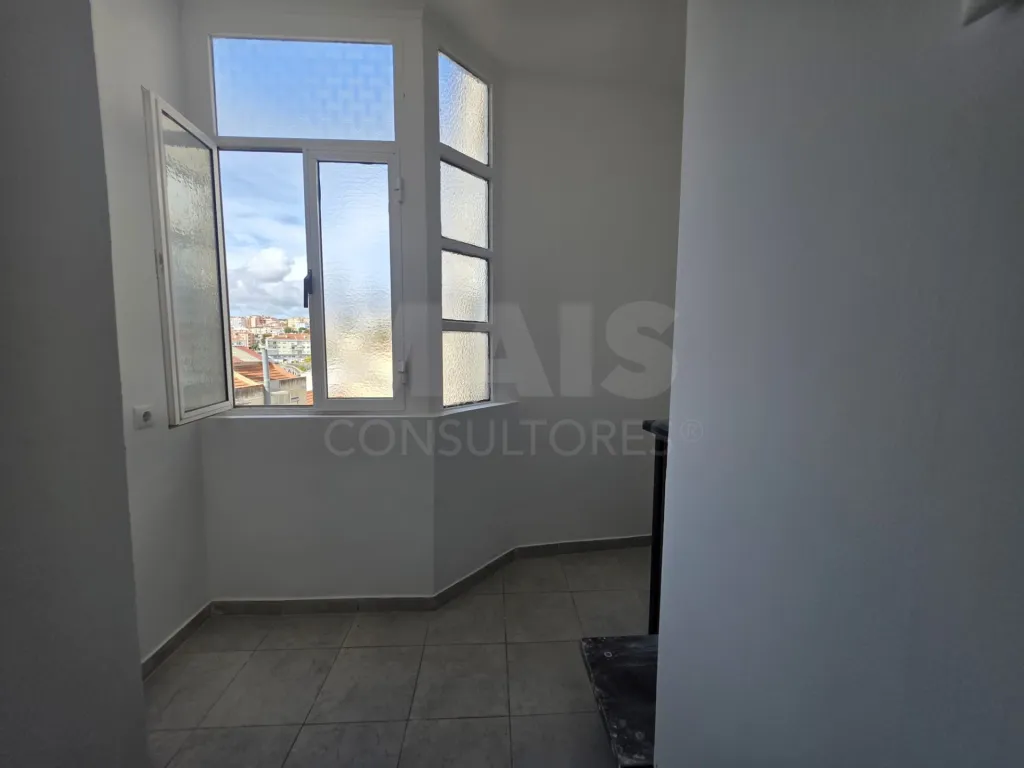 T2+1 remodelado no centro de Queluz |  Equipa Top+