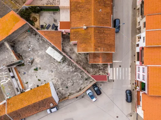 Moradia T3 no Casal Moinho – a 5 minutos a pé da Praia dos Supertubos!