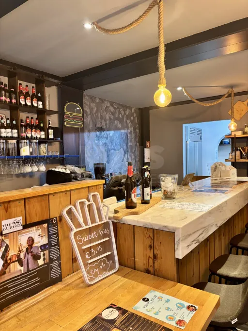 Trespasse de Restaurante em Santos-o-Velho - Lisboa