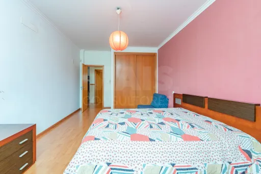 Moradia T3 com Piscina e Terreno de 7.320 m² – Privacidade, Sustentabilidade e Qualidade de Vida