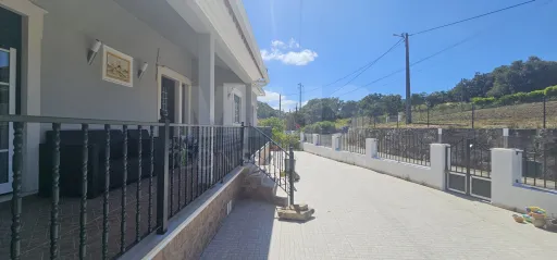 Single Storey House 4 Bedrooms In Calhandriz