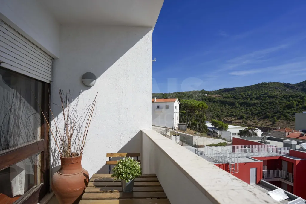 Apartamento T2 SESIMBRA | 300mt praia
