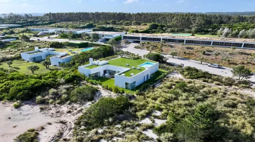 Lote Premium no Bom Sucesso Resort c/ Projeto & Assinado por Souto Moura