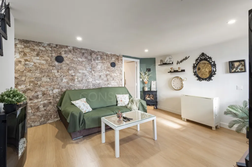 🏡 Encantadora Moradia Centenária T2 com Terraço
