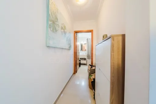 Apartamento T2 no Centro com Garagem e Estacionamento