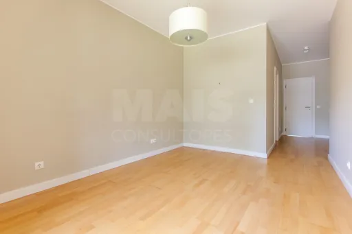 Apartamento T3 + Box