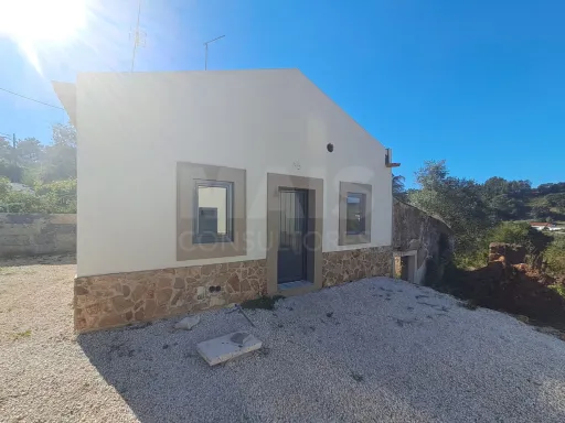 Moradia T1+1 Remodeladas a 10 minutos da cidade